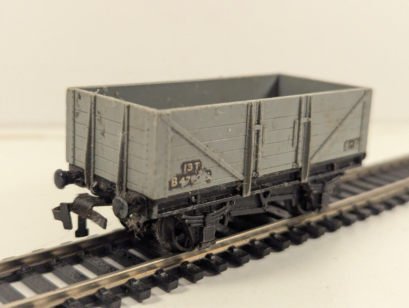 Hornby Dublo OO Gauge Grey Open Wagon - Damaged Lettering & Numbering
