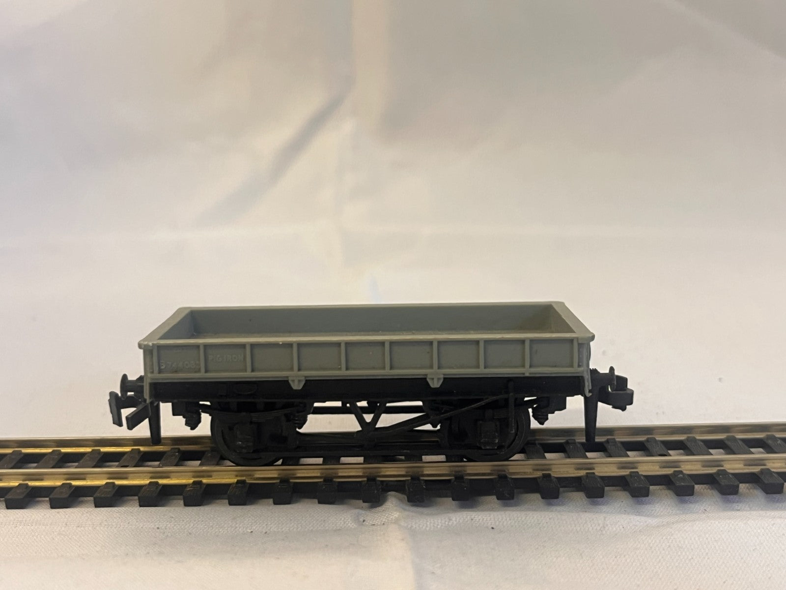 Lima OO Gauge BR 20 Ton Pig Iron Wagon