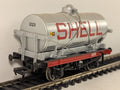 Bachmann OO Gauge 14 Ton Tank Wagon 1223 Shell / BP Silver 37-052