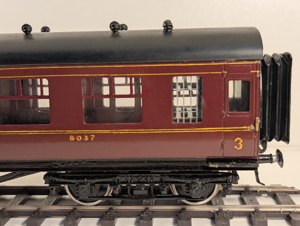 Leeds Company O Gauge Kitbuilt LMS Maroon 3rd Coach 8037