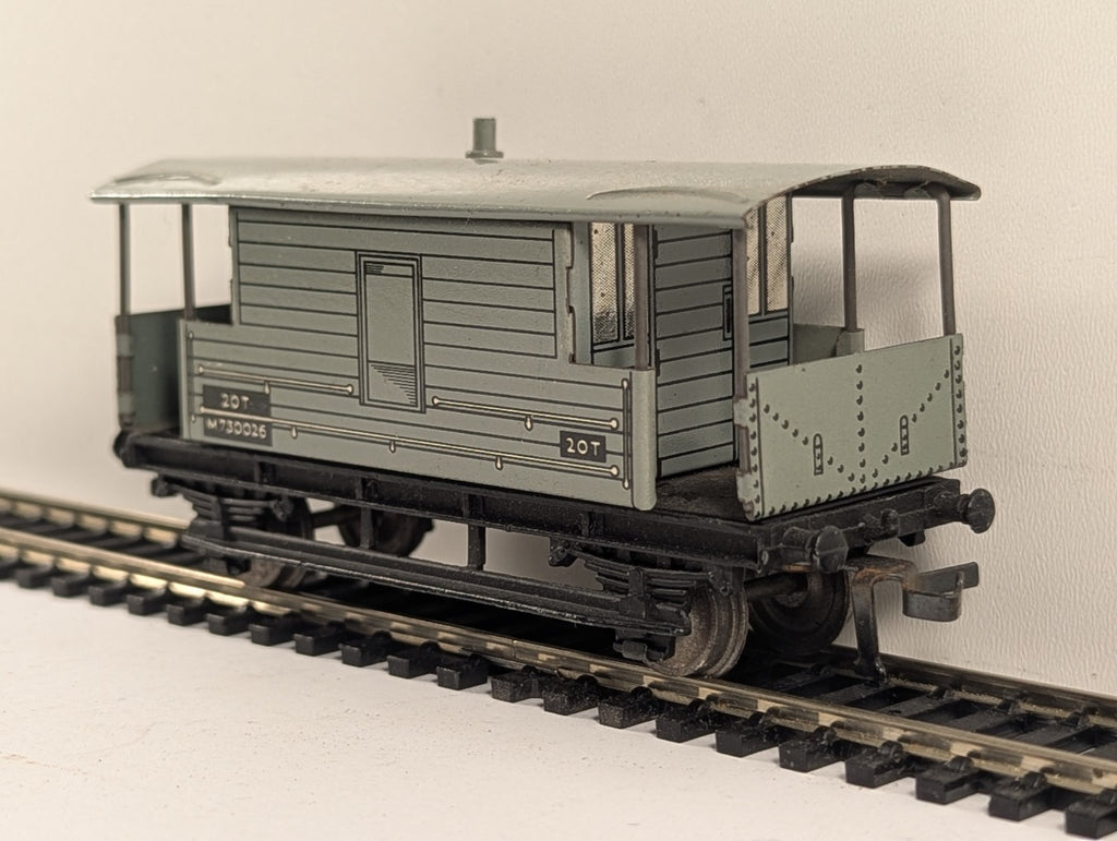 Hornby Dublo 32045 OO Gauge BR Brake Van