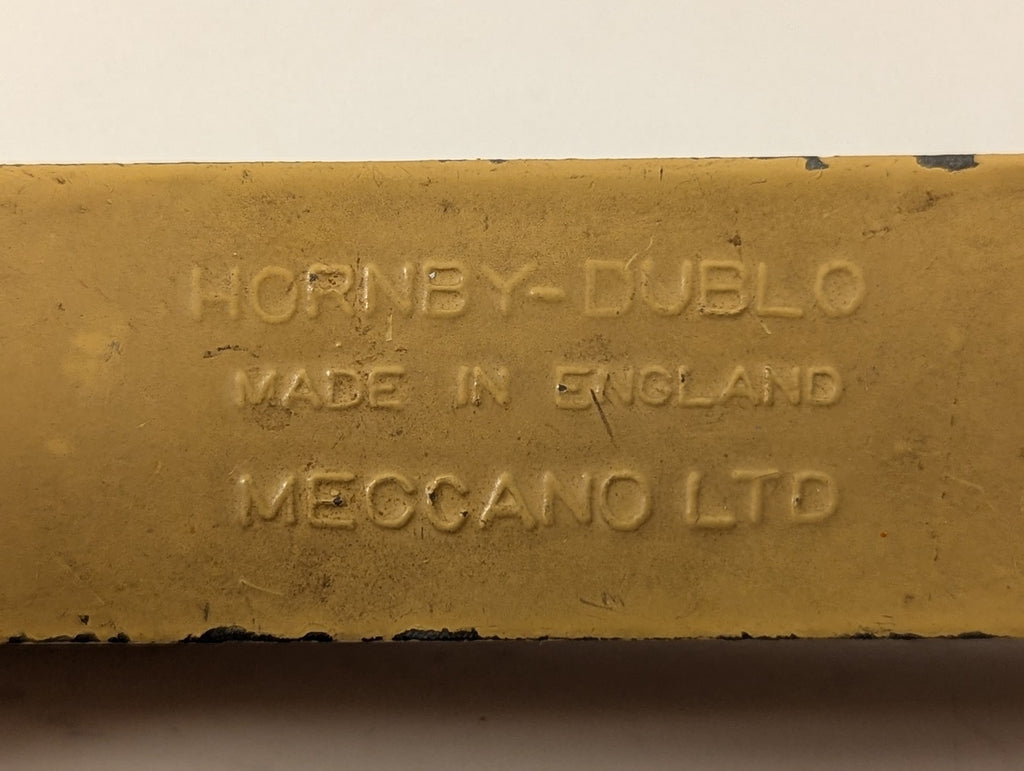 Hornby Dublo OO Gauge D1 Footbridge Cream