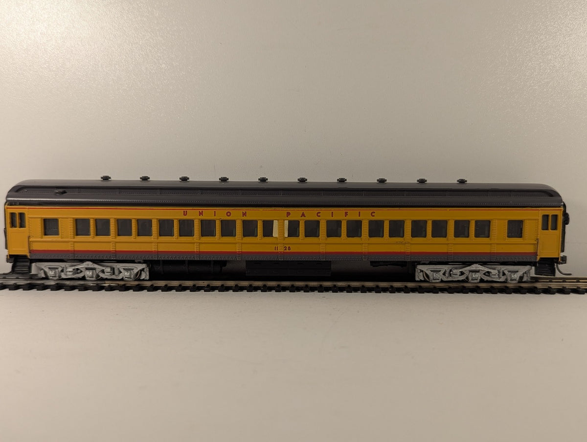 Bachmann HO Gauge Heavyweight Coach Passenger Coach 1128