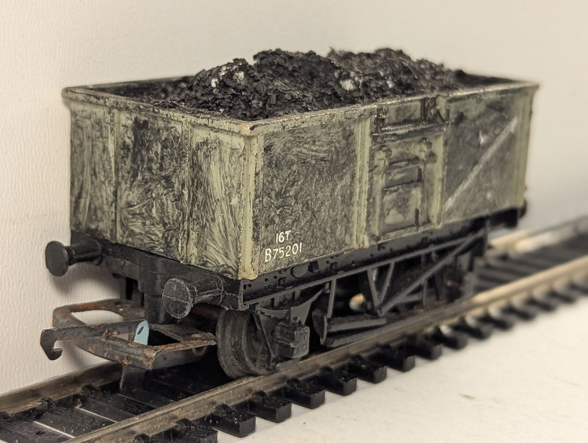 Tri-ang OO Gauge 16 Ton Mineral Wagon Goods Wagon B75201 BR Grey