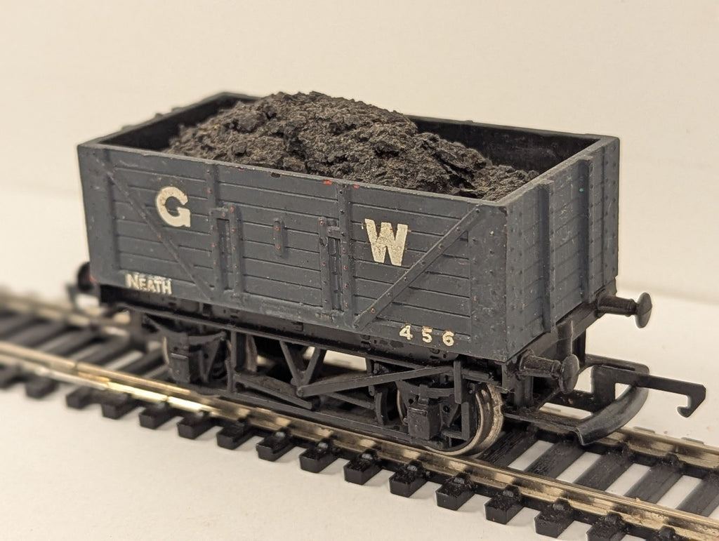 Hornby OO Gauge 5-Plank Open Wagon Goods Wagon 456 GWR Grey