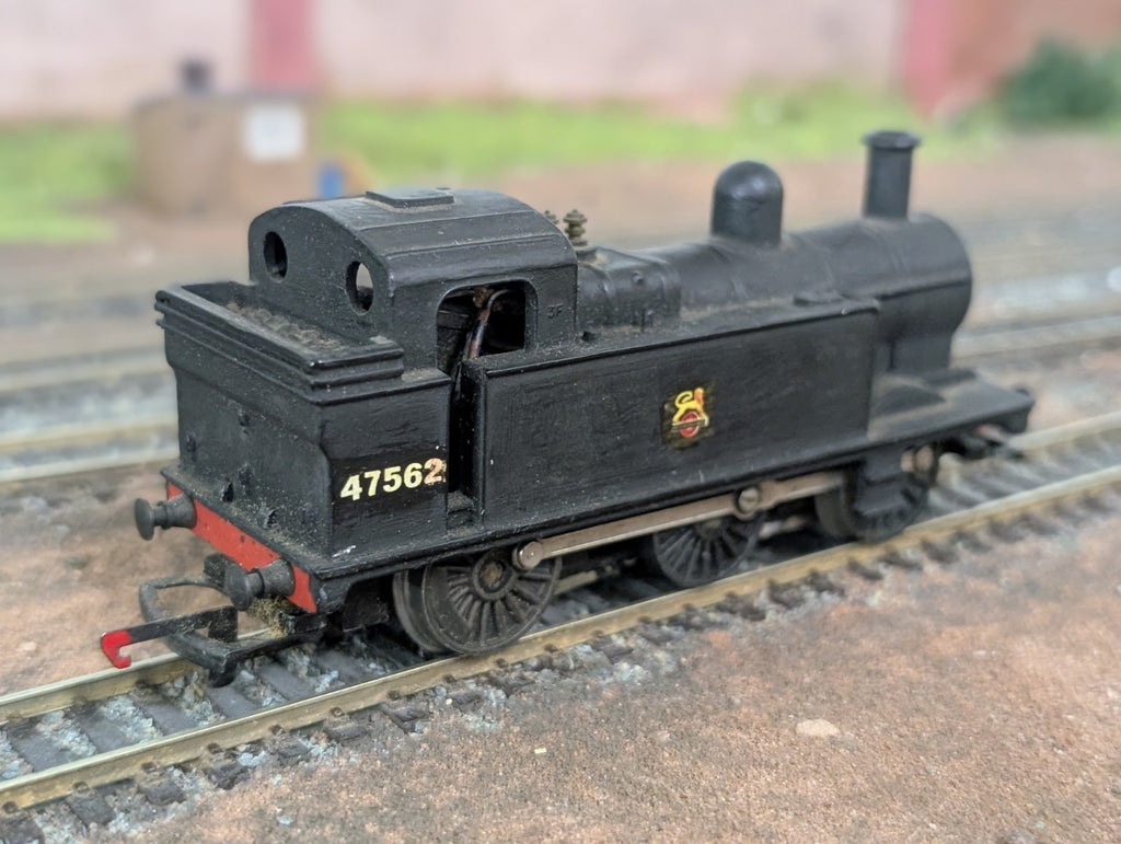 Tri-ang OO Gauge Class 3F "Jinty" 0-6-0T Steam Locomotive - Repainted
