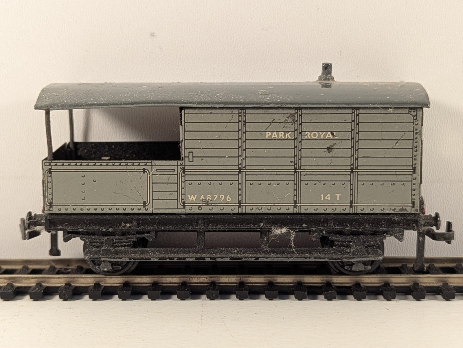 Hornby Dublo Park Royal 14 Ton Toad Brake Van OO Gauge