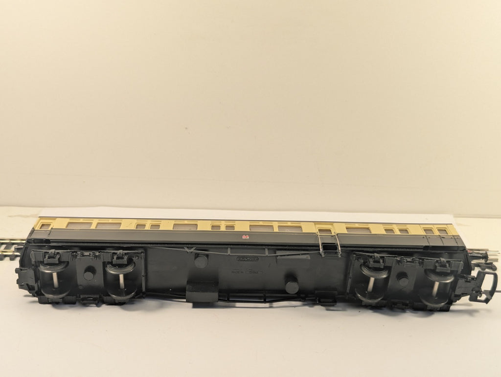 Hornby OO Gauge GWR Autocoach No. 190 - Missing Buffer