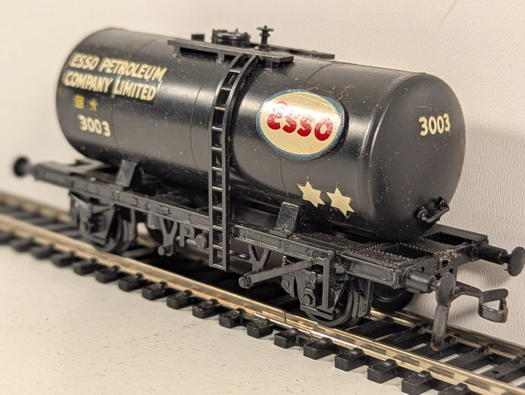 Airfix Pattern No. R.I British Railways Tank Wagon Kit