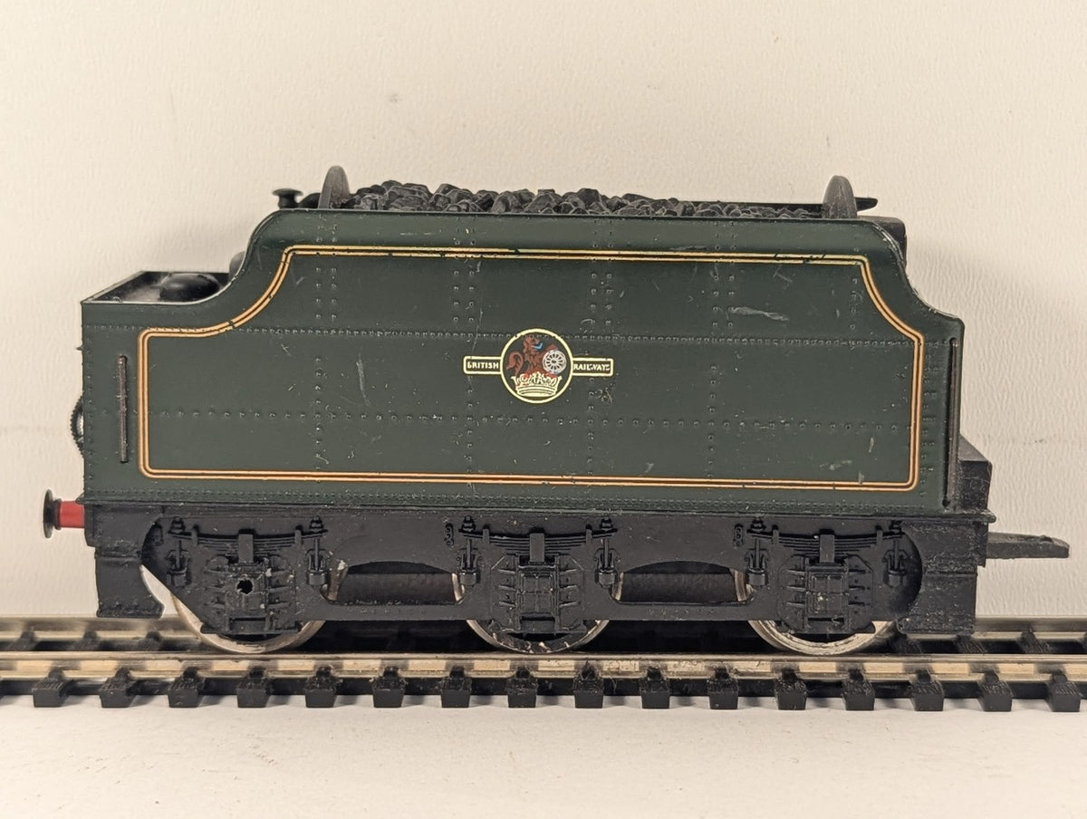 Mainline OO Gauge LMS Fowler 3500 Gallon Tender BR Green (Early Emblem)