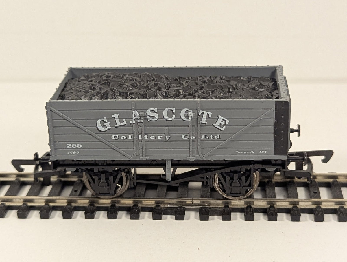 Dapol OO Gauge Glascote Colliery 7-Plank Open Wagon Goods Wagon 255