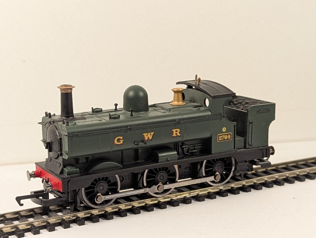 Hornby OO Gauge Class 2721 Pannier Tank Locomotive 2764 GWR Green