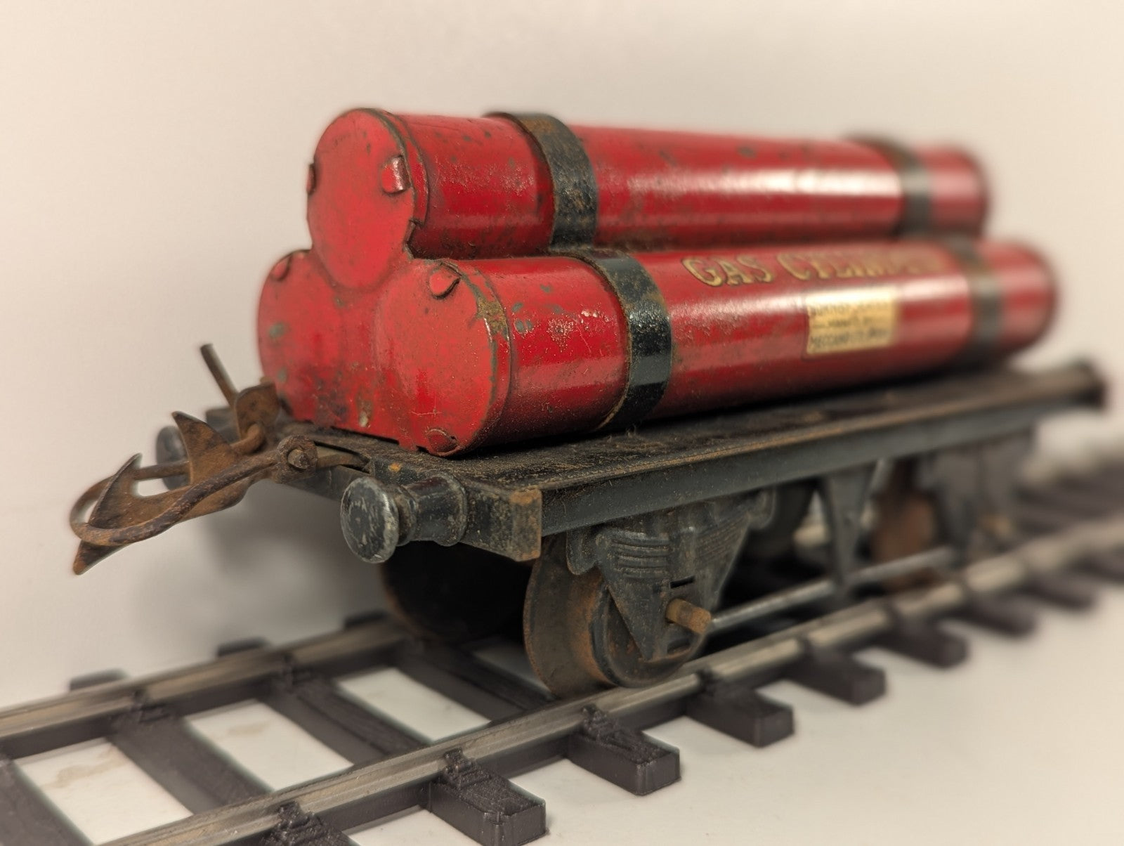 Hornby O Gauge Red Gas Cylinder Wagon