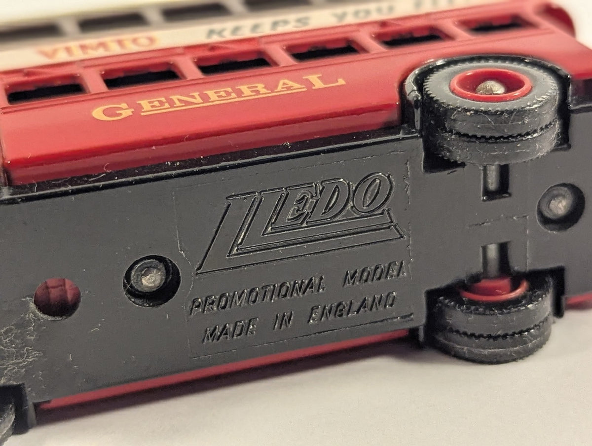 Lledo 1920 B-Type Double Decker Bus Die-cast Model Bus