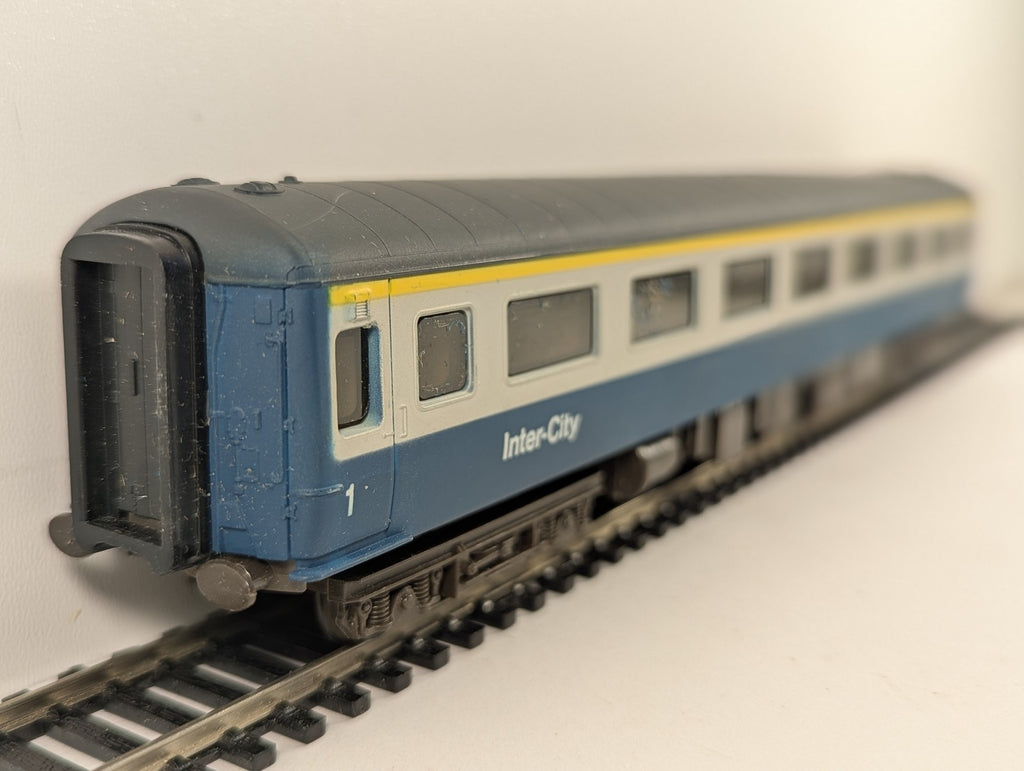 Airfix OO Gauge MkII First Class Coach Passenger Coach E3170 BR Blue & Grey