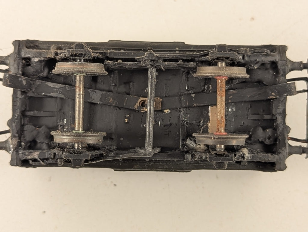 Kit-built OO Gauge LNER 12 Ton Goods Van Wagons 7994 LNER Grey