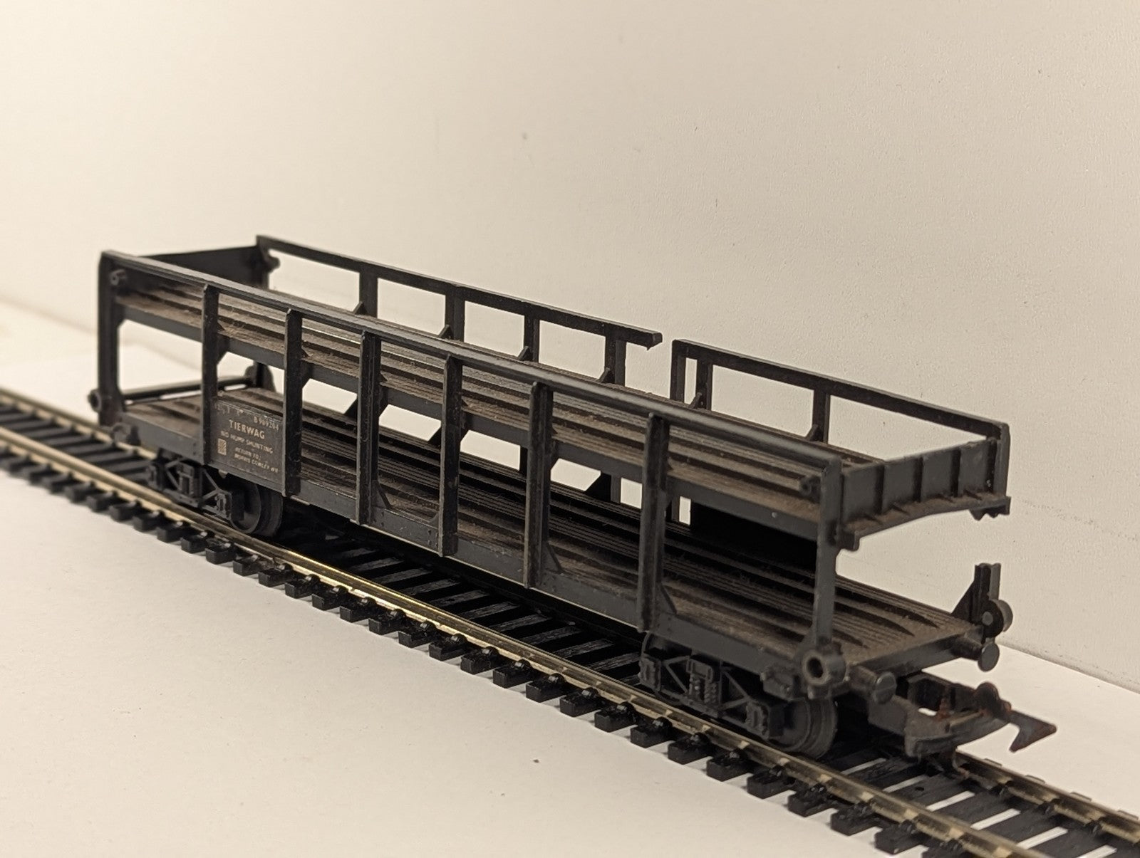 Jouef for Playcraft HO Gauge Tierwag Double Deck Car Transporter Goods Wagon