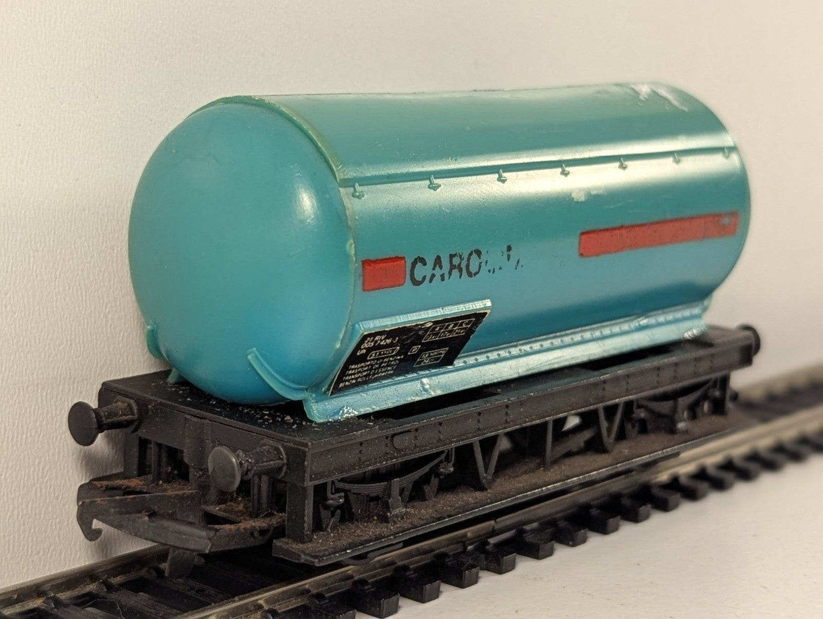 Tri-ang OO Gauge Green Tanker Wagon