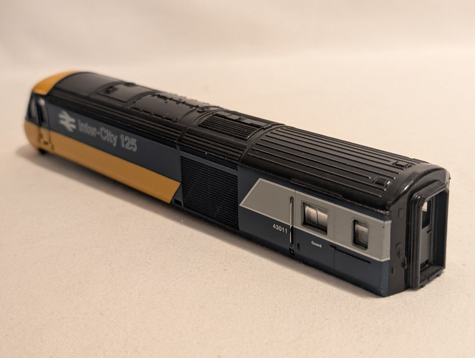 Hornby OO Gauge InterCity 125 Class 43 HST Body Shell