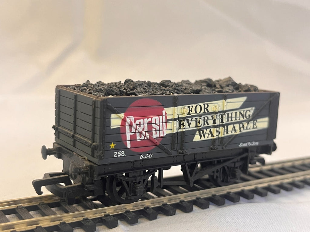 Mainline OO Gauge Persil 7 Plank Wagon