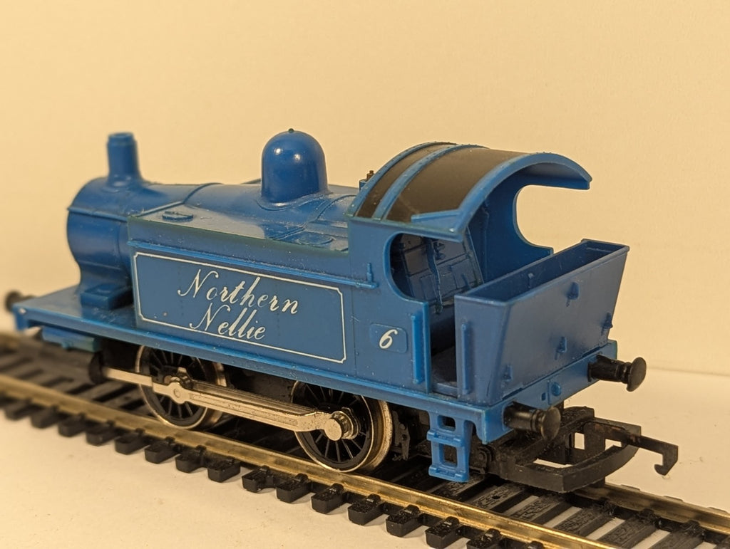 Hornby R758 OO Gauge Northern Nellie Class 101 0-4-0 Tank Blue