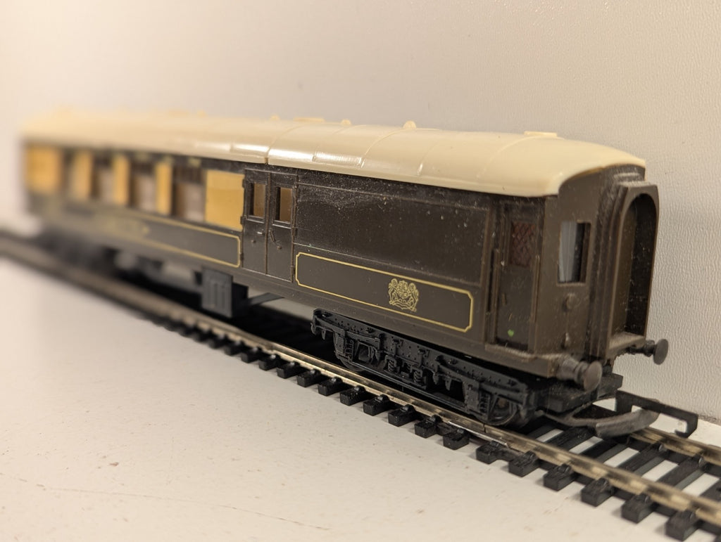 Tri-ang OO Gauge Pullman Brake Coach Passenger Coach Car No. 79