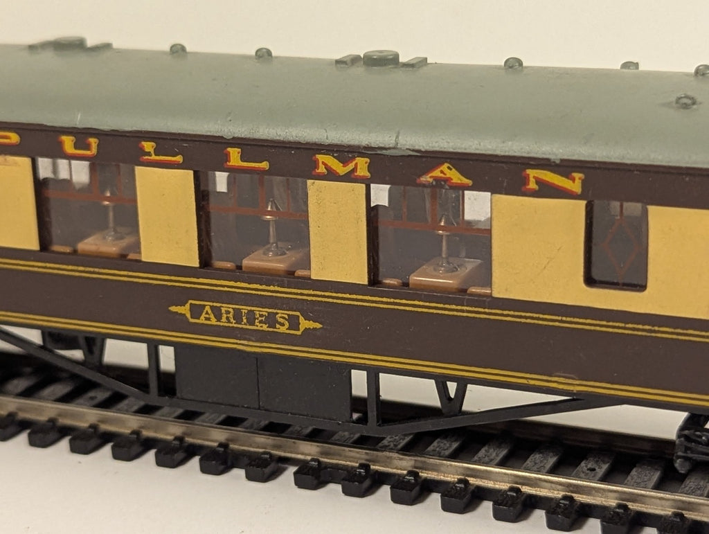 Hornby Dublo Pullman Car 'Aries' OO Gauge