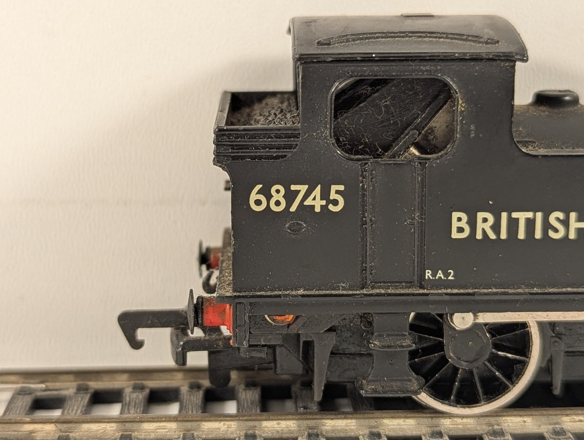 Mainline OO Gauge Class J72 0-6-0T Steam Locomotive 68745 British Railways Black