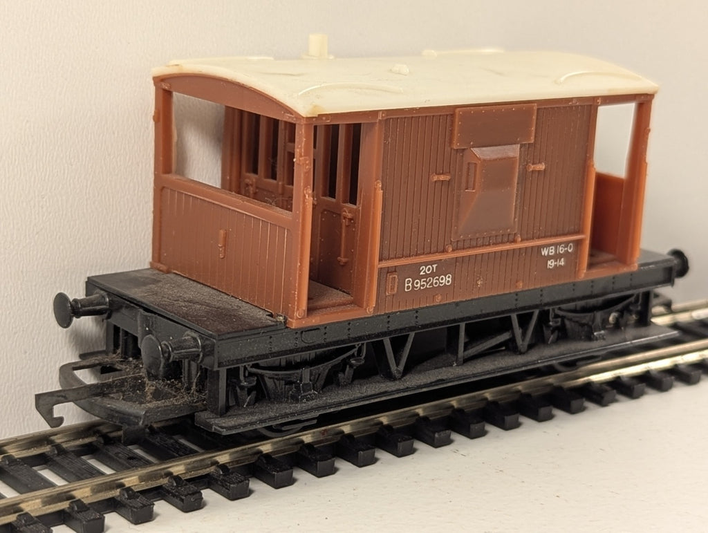 Tri-ang OO Gauge 20T Brake Van