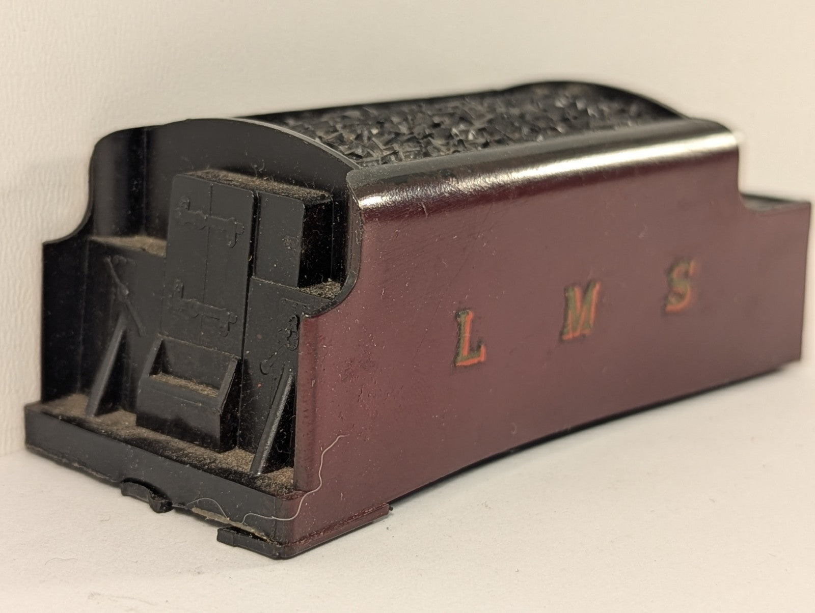 Hornby OO Gauge LMS Stanier Tender Shell LMS Maroon - Spares/Repairs