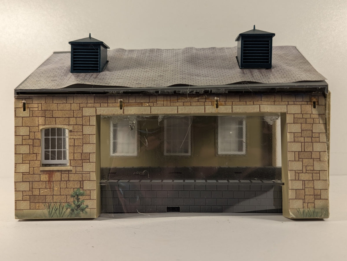 Hornby OO Gauge Goods Shed Building R460