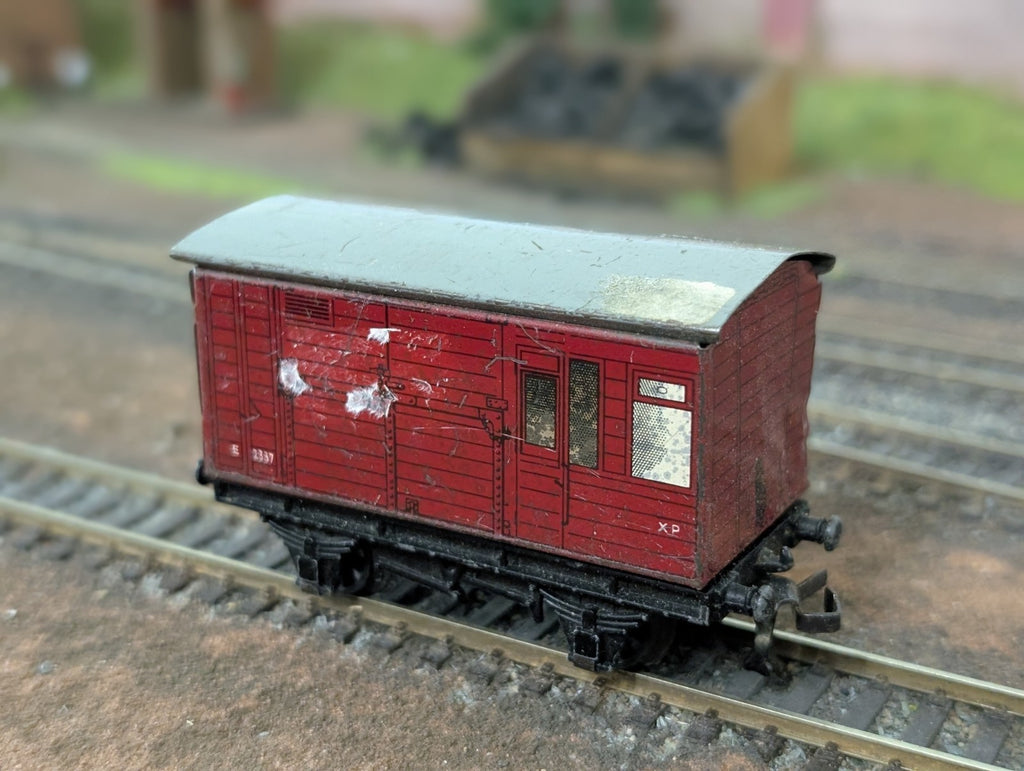 Hornby Dublo 32060 D1 Horse Box E2337 OO Gauge
