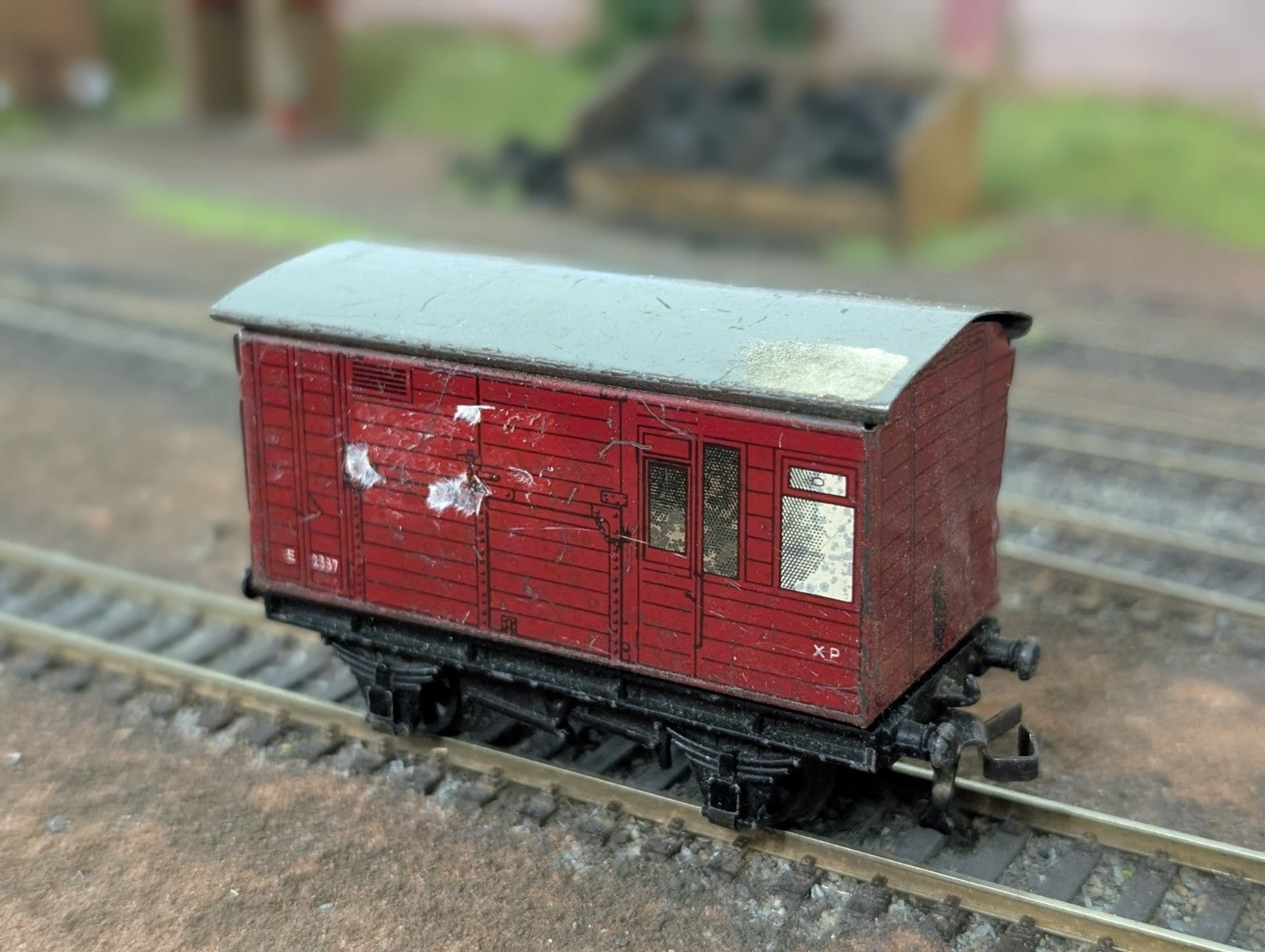 Hornby Dublo 32060 D1 Horse Box E2337 OO Gauge