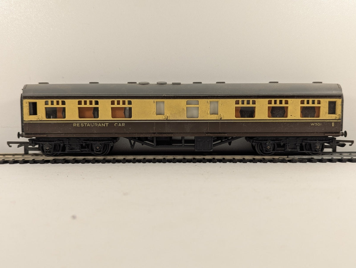 Tri-ang OO Gauge BR Restaurant Car Passenger Coach W301 BR Chocolate and Cream