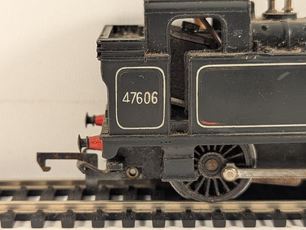 Tri-ang OO Gauge Class 3F Jinty 0-6-0T Steam Locomotive 47606 BR Black R52