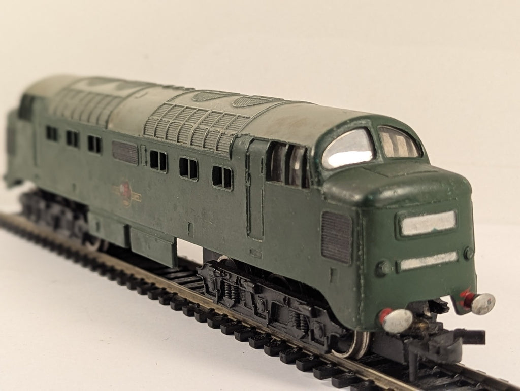 Hornby Dublo 3232 OO Gauge Class 55 Deltic Diesel Locomotive - BR Green