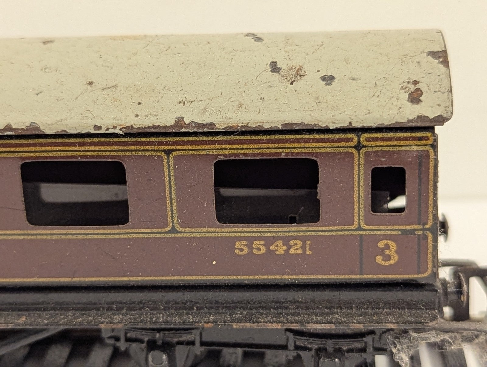 Trix OO Gauge LMS 3rd Class Brake Coach