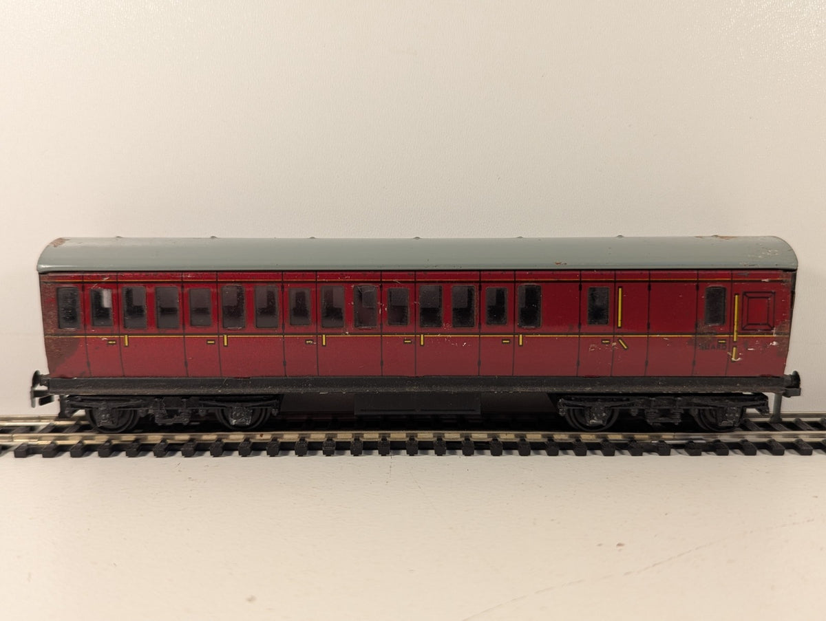 Hornby Dublo OO Gauge Tinplate Suburban Brake Coach