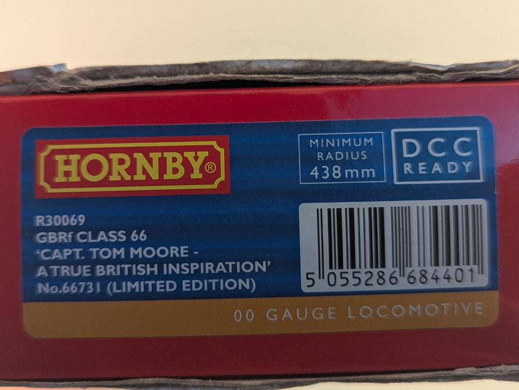 Hornby R30069 GBRf Class 66 “Capt. Tom Moore” No. 66731 Limited Edition