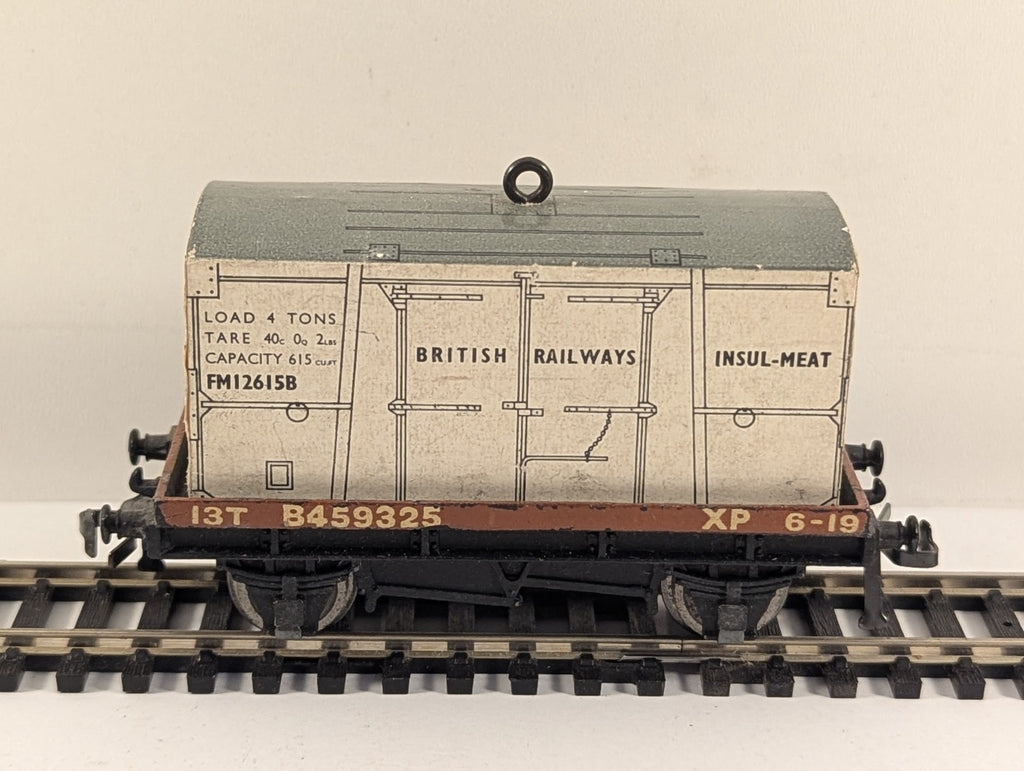 Hornby Dublo 4648 OO Gauge Low-Sided Wagon with Insulated Meat Container