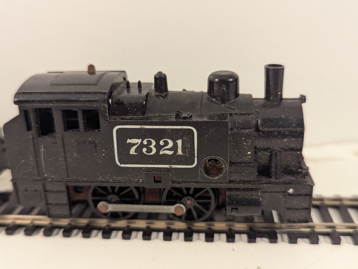 Hornby R500 OO Gauge Clockwork 0-4-0 Pair – Spares Repair