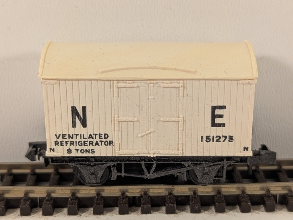 Peco N Gauge NE Refrigerator Van