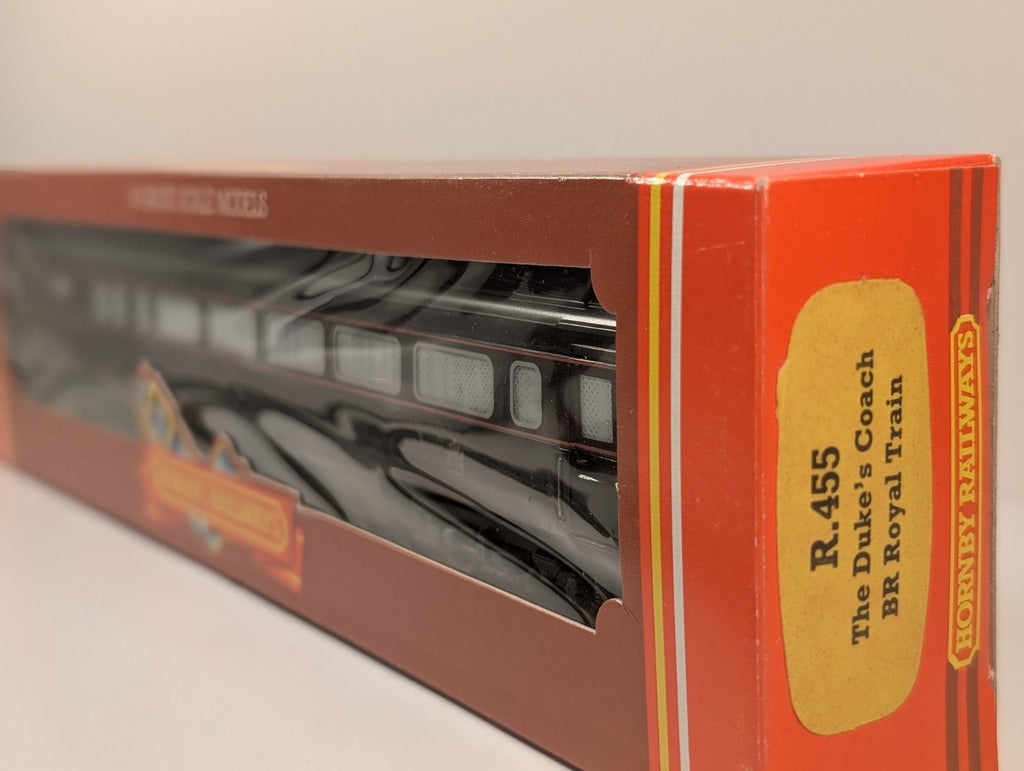 Hornby R455 OO Gauge BR Royal Train Mk3 “The Duke’s Coach” 2904