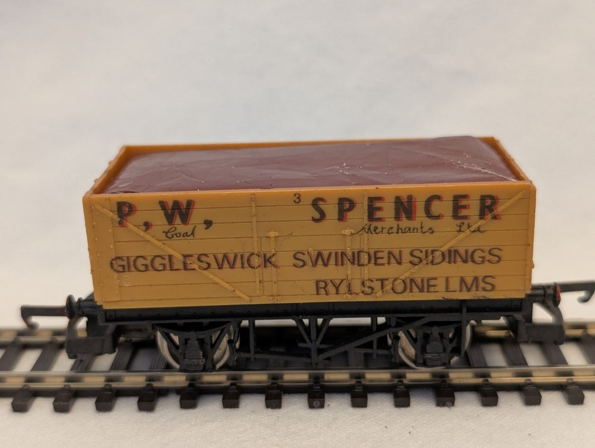 Lima OO Gauge P.W. Spencer 7 Plank Open Wagon Goods Wagon 3 P.W. Spencer