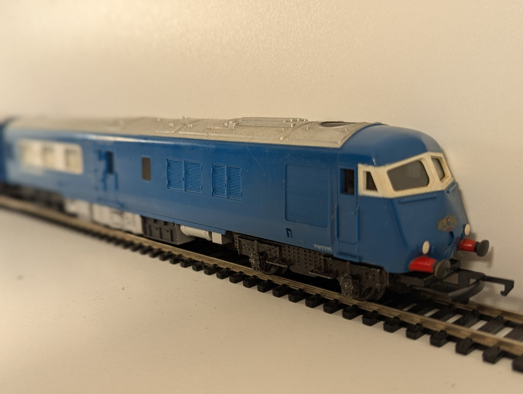 Tri-ang R555/R556 Blue Pullman Train Set OO Gauge