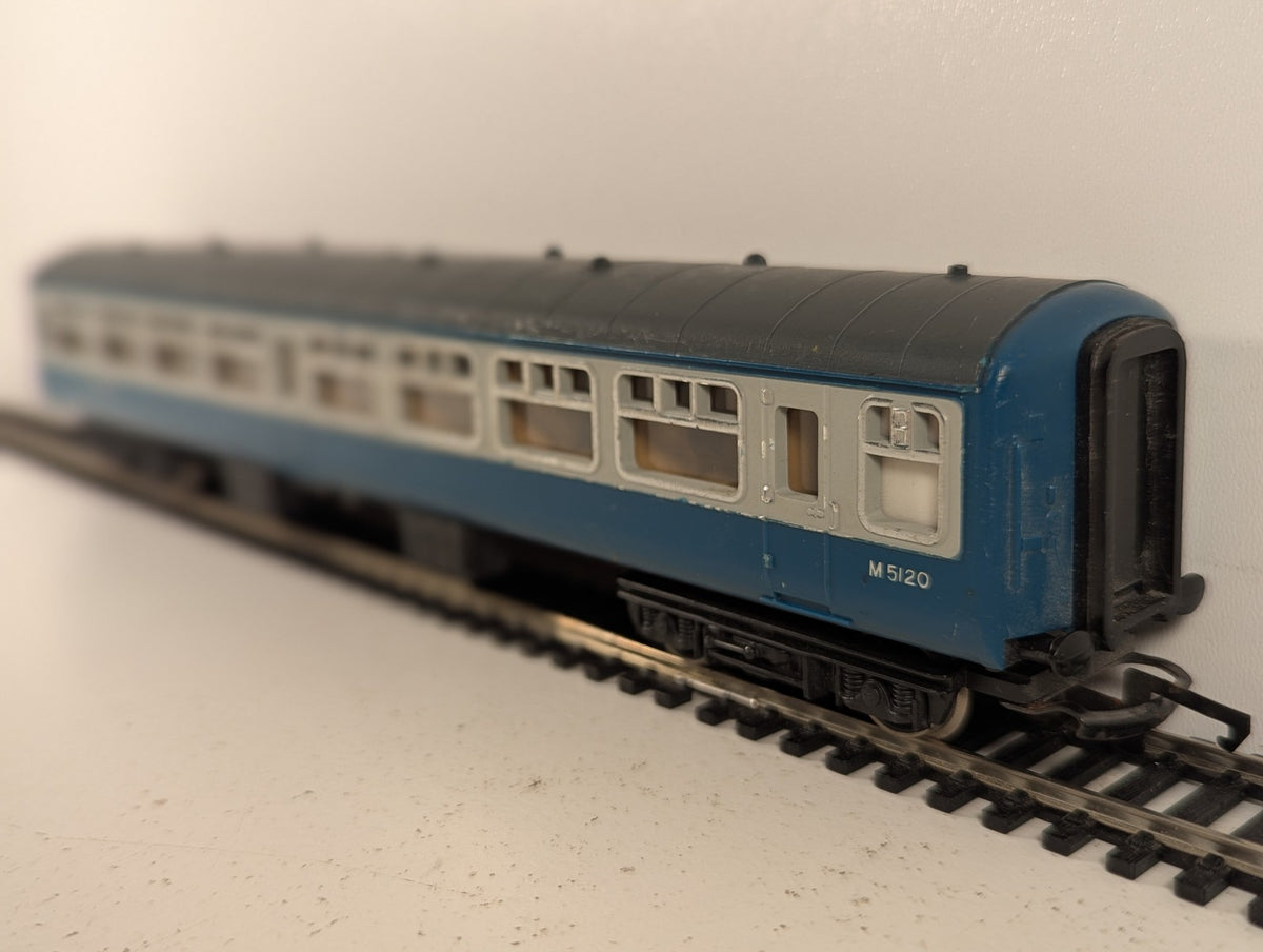 Hornby OO Gauge BR Mk1 Composite Coach Passenger Coach M5120 BR Blue & Grey R333