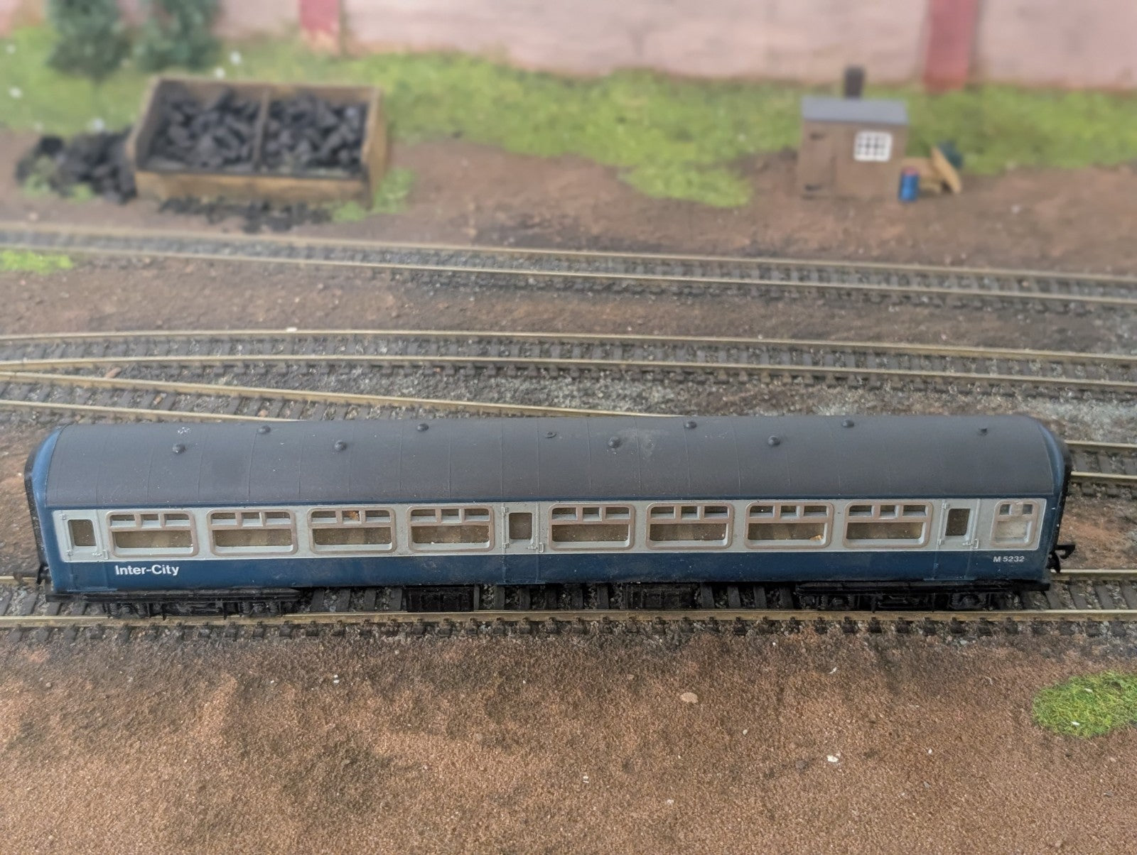 Hornby R417 BR MK2 TSO Tourist Standard Open M5232 BR Blue/Grey