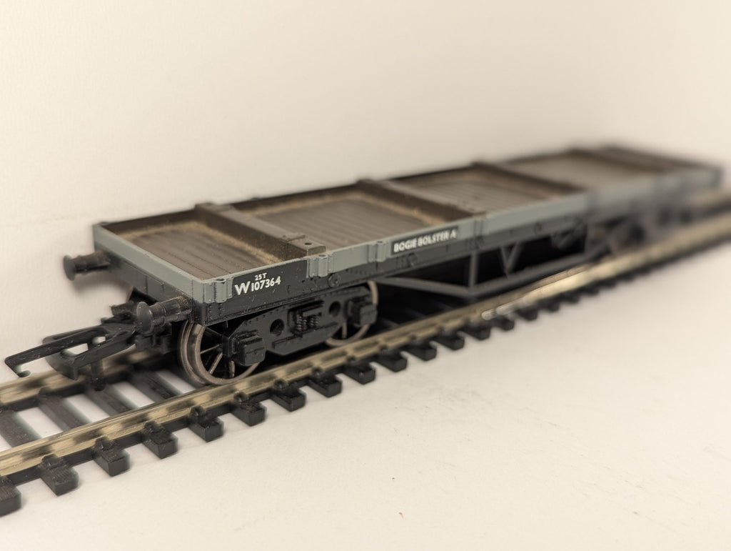 Mainline OO Gauge Bogie Bolster A Goods Wagon W107364 BR Unfitted Grey 937353