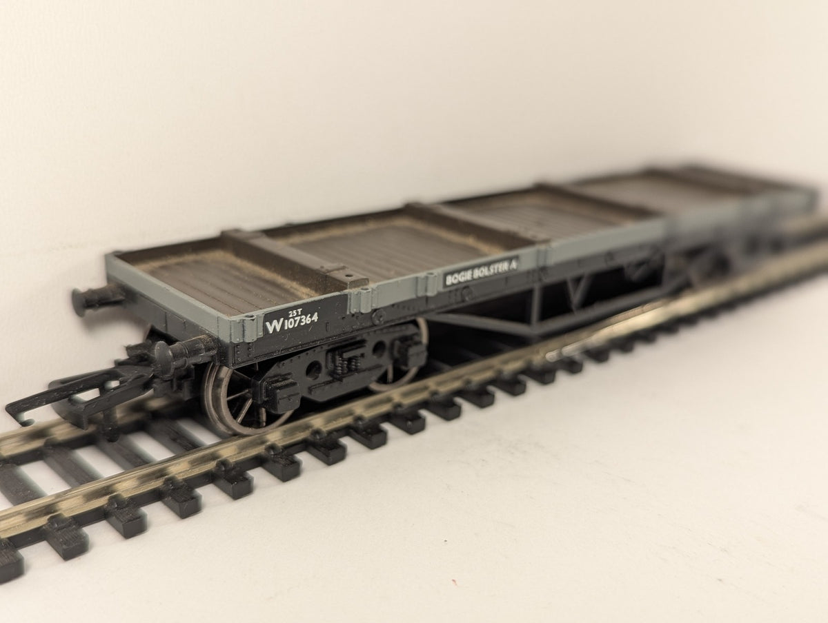 Mainline OO Gauge Bogie Bolster A Goods Wagon W107364 BR Unfitted Grey 937353