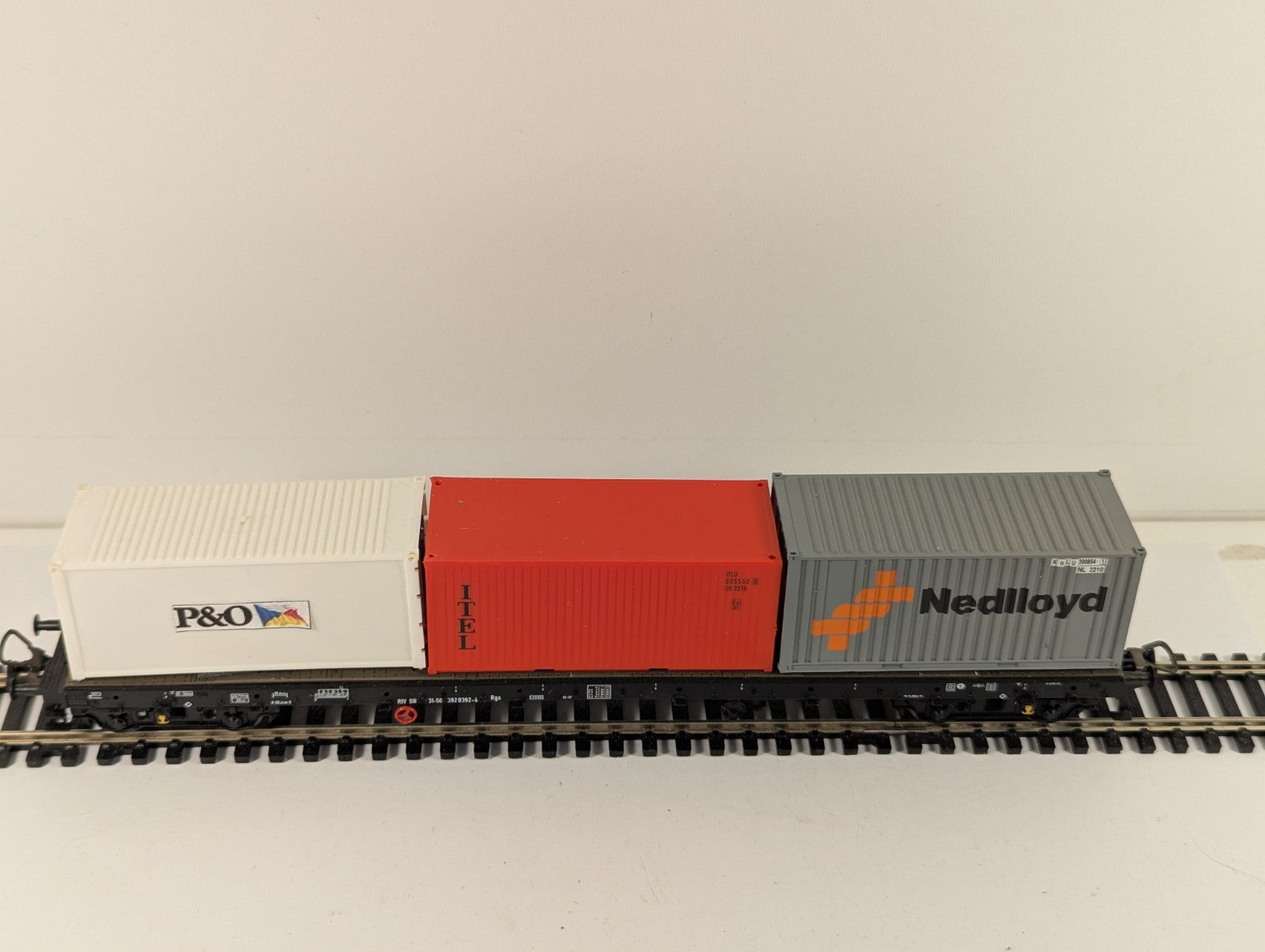 Piko HO Gauge Container Wagon Boxed